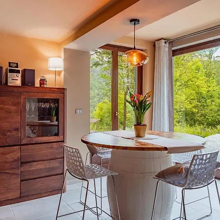 Villa La Quiete Del Pero Fiorito In The Langhe *