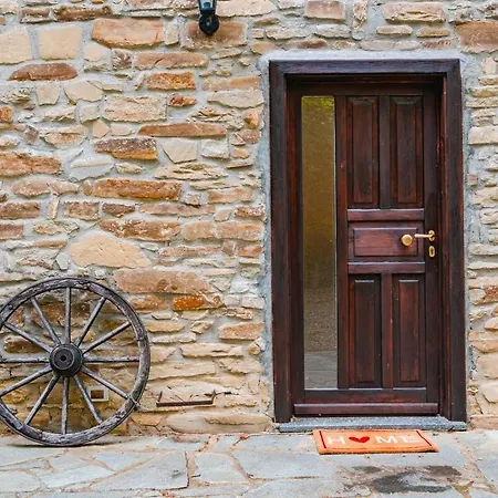 La Quiete Del Pero Fiorito In The Langhe * Monastero Bormida