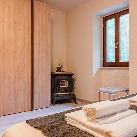 La Quiete Del Pero Fiorito In The Langhe *