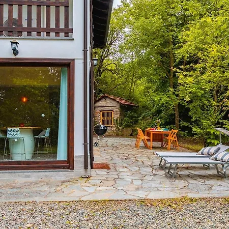 La Quiete Del Pero Fiorito In The Langhe * Monastero Bormida