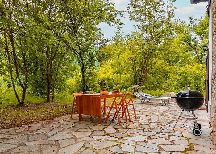 ヴィラ La Quiete Del Pero Fiorito In The Langhe *